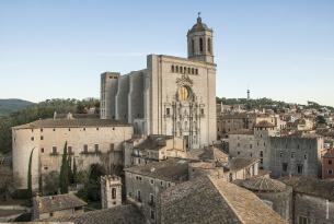 Sant Cugat y Girona: ruta del maestro Arnau Cadell